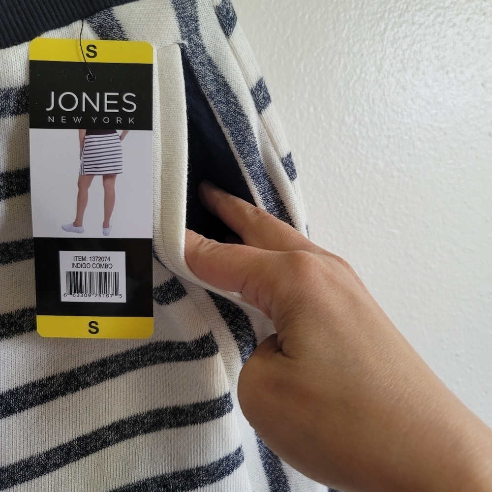 Jones New York, Striped‎ Skirt/Skort, Indigo Combo, Size Small, NWT - Picture 7 of 7